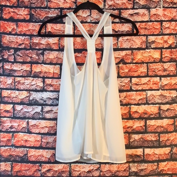 Style Loft Racerback - Picture 3 of 7